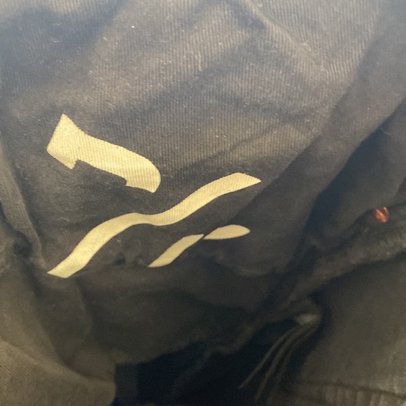 Black ripped never worn - Picture 4 of 4